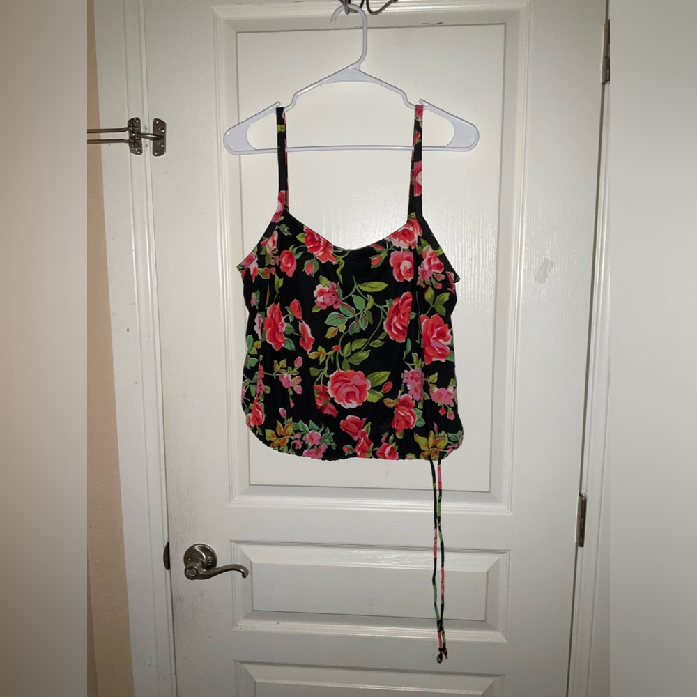 Liz Claiborne Woman swim top